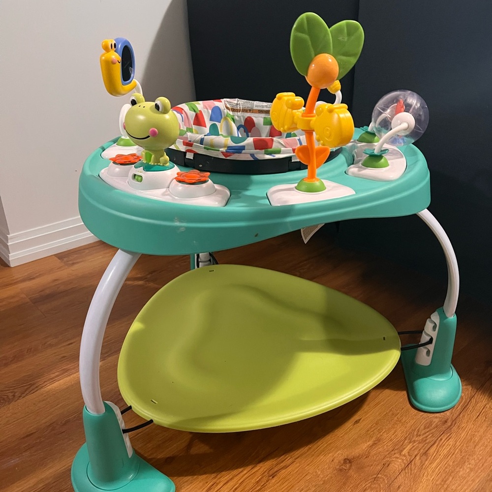 Bright Stars Activity Centre - Jumper